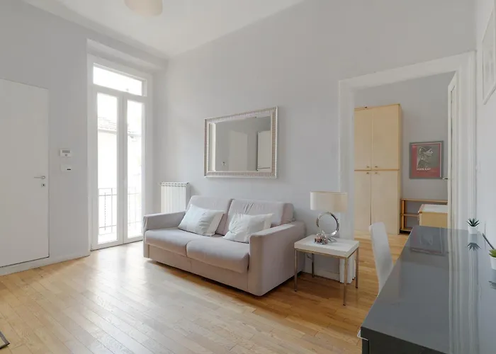 Apartment Guesthost - Citta Studi Balcony